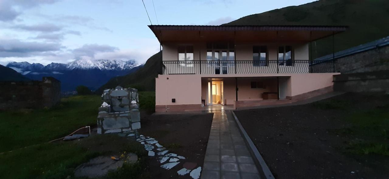 Hotel Garbani Stepantsminda Exterior photo