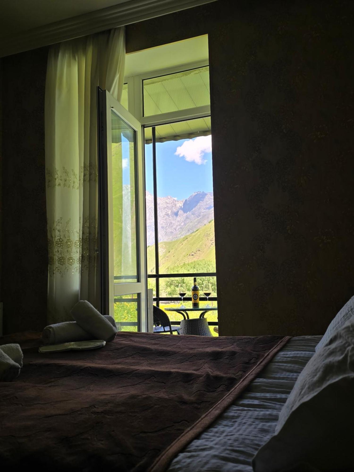 Hotel Garbani Stepantsminda Room photo